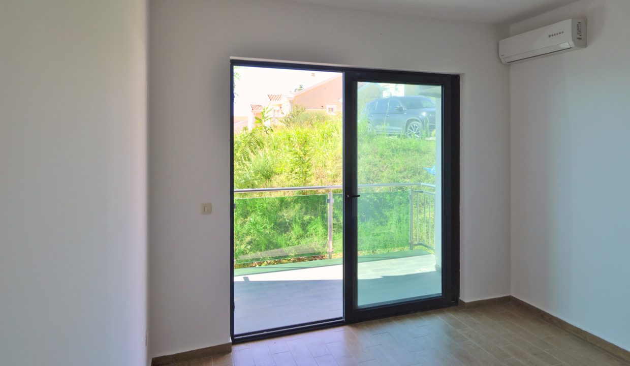 2512-01-Living-room-02